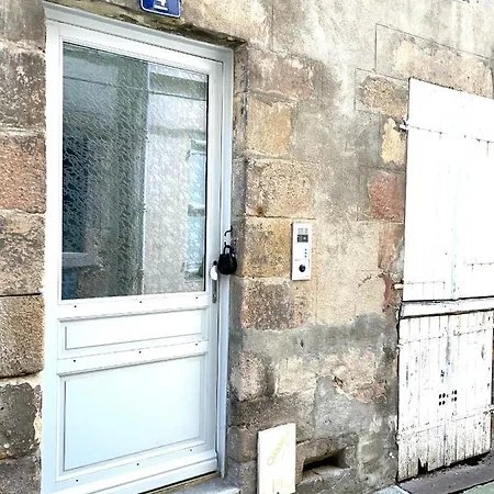 Dans Quartier Historique De Apartment Moulins (Allier)