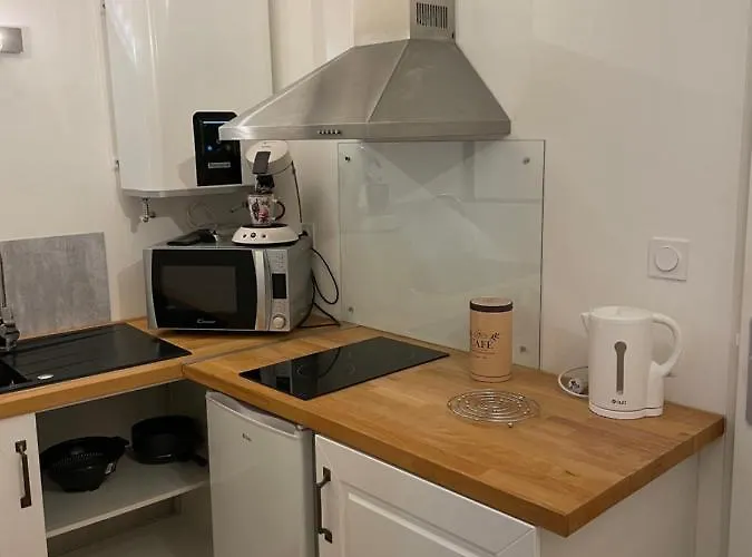 Dans Quartier Historique De *