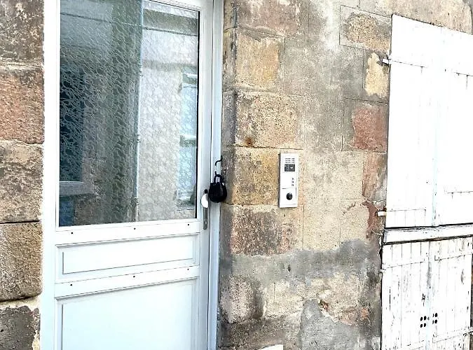 Dans Quartier Historique De Apartment Moulins (Allier)